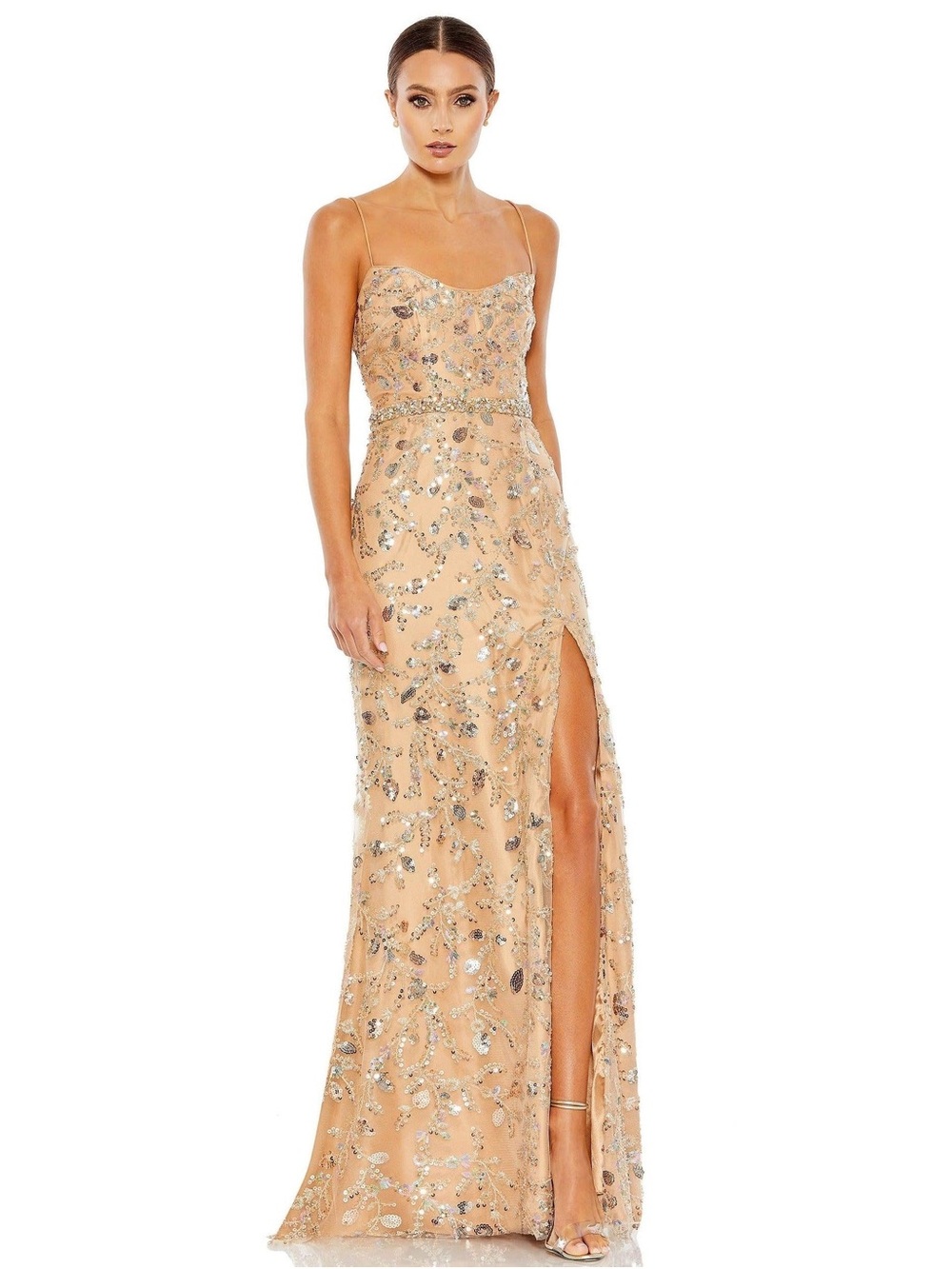 MAC DUGGAL Embellished Sleeveless Lace Up Gown